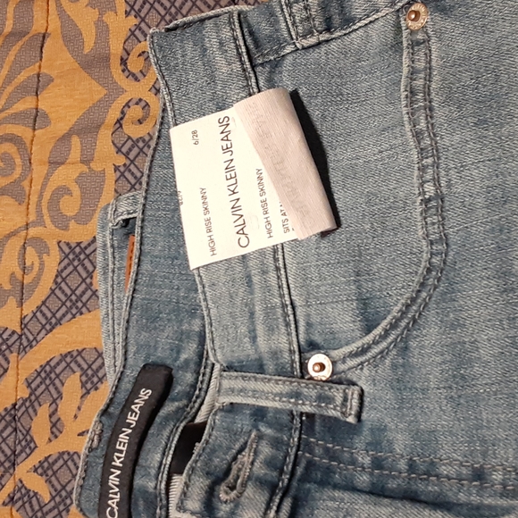 Jeans - Picture 3 of 4